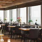 Hotel Strandhotel Direkt An Der Nordsee Mit Restaurant 3*