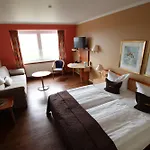 Strandhotel Direkt An Der Nordsee Mit Restaurant Dagebüll