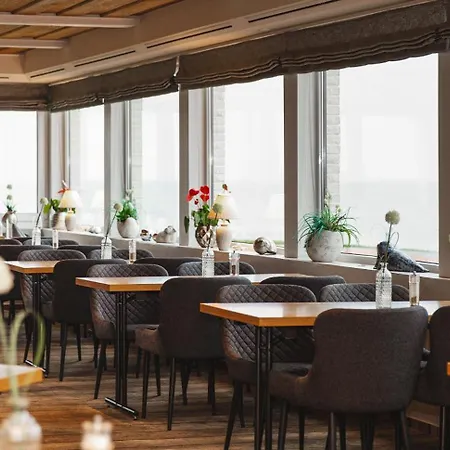 Hotel Strandhotel Direkt An Der Nordsee Mit Restaurant 3*